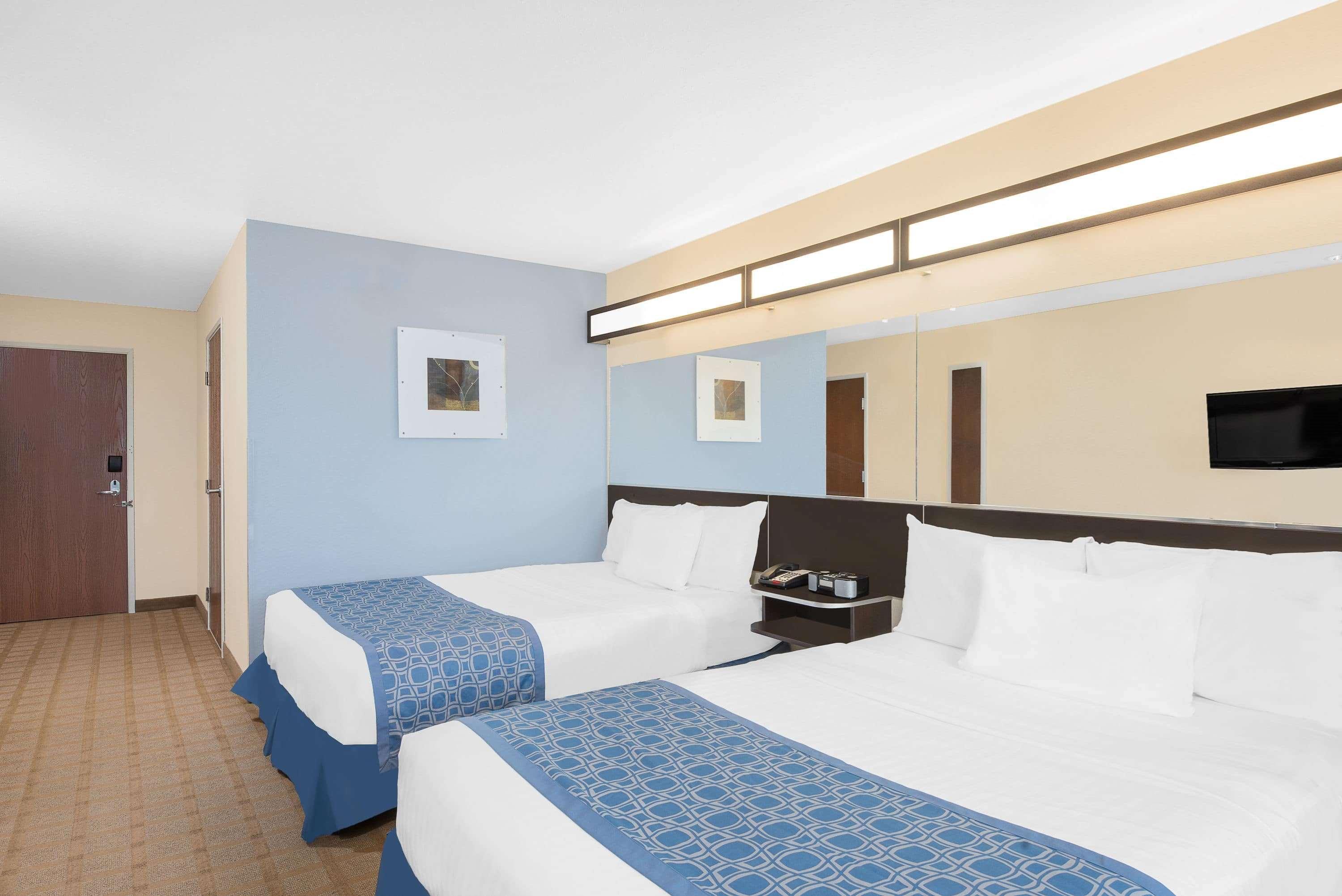 Microtel Inn & Suites By Wyndham Waynesburg Exterior foto